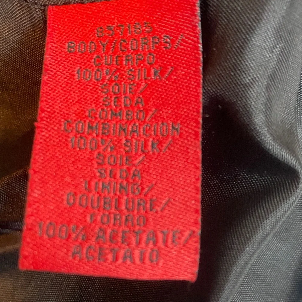 Abstract Patterned Jacket - Picture 3 of 10